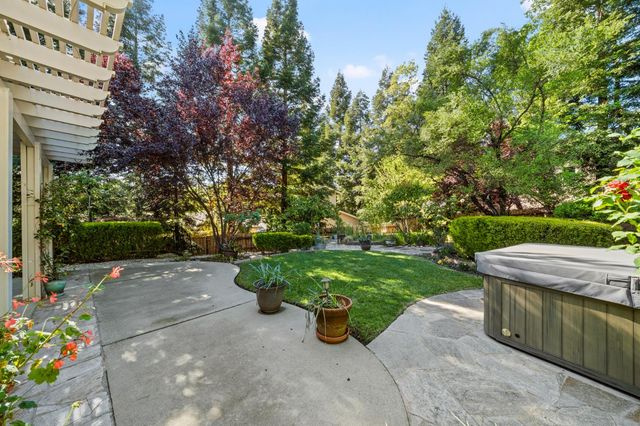 12565 Marcelais Ct, Auburn, CA 95603