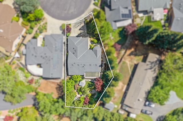 12565 Marcelais Ct, Auburn, CA 95603