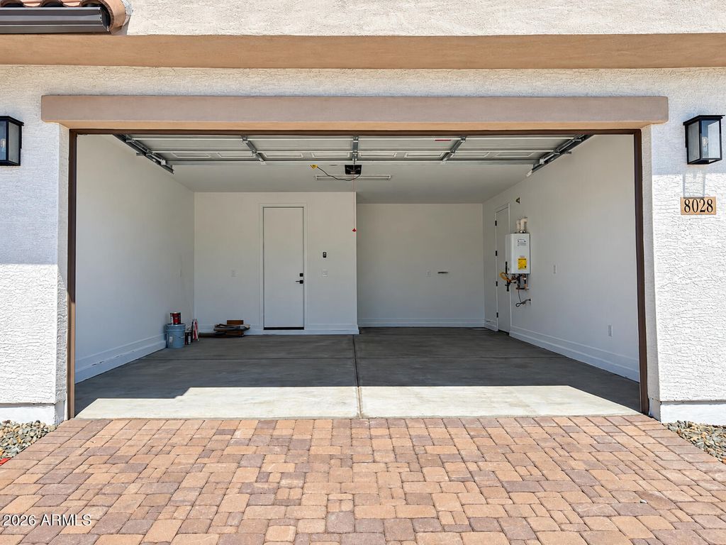 8028 W EATON Road, Phoenix, AZ 85035 — photo 4