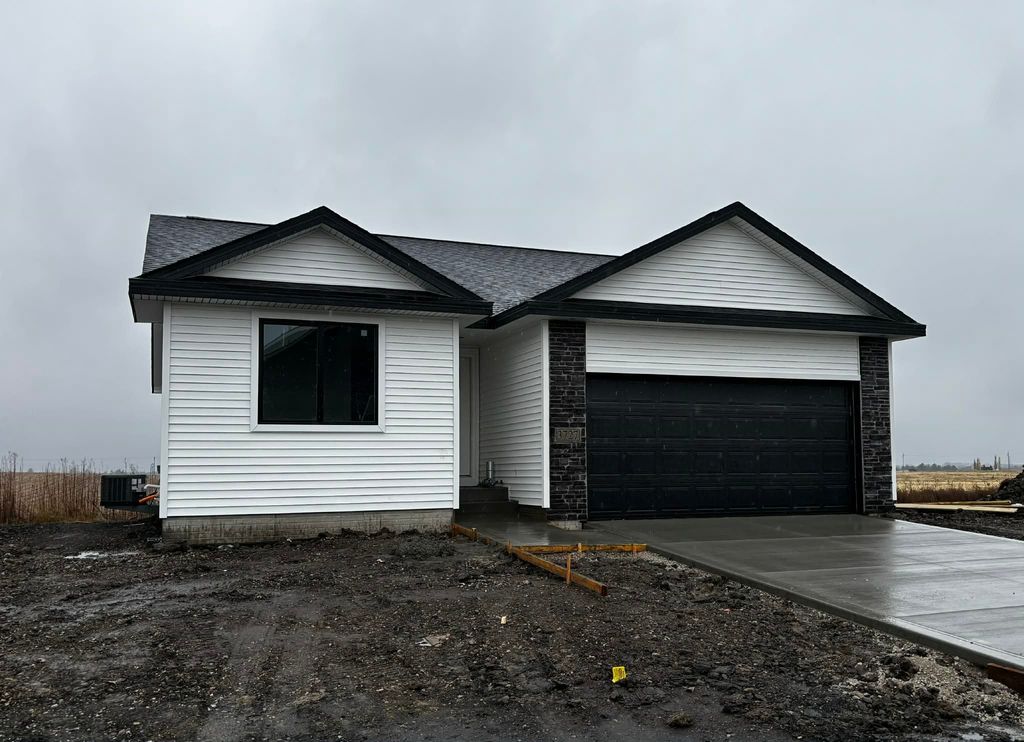 3727 NE 6th Street, Ankeny, IA 50021