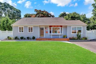 116 Washington Avenue, West Sayville, NY 11796