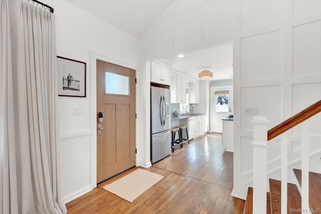 116 Washington Avenue, West Sayville, NY 11796 — photo 4