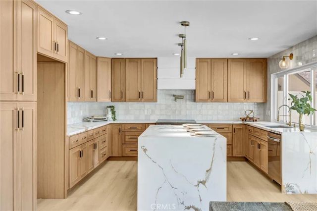 944 E Bastanchury, Placentia, CA 92870