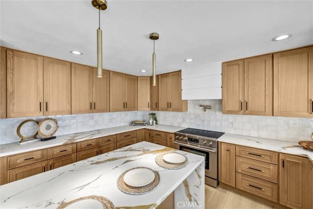 944 E Bastanchury, Placentia, CA 92870