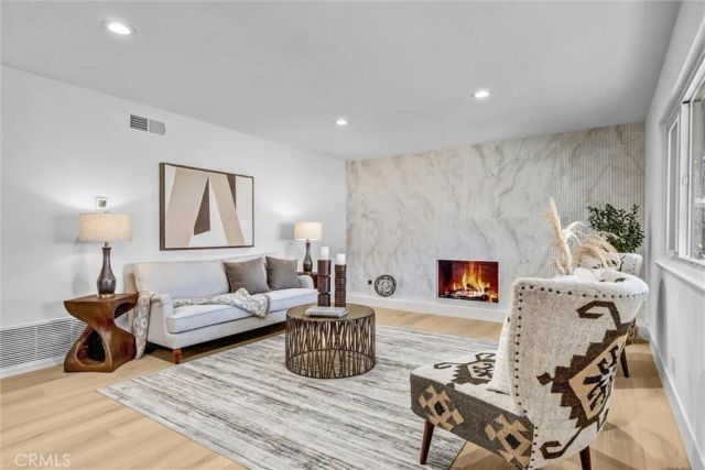 944 E Bastanchury, Placentia, CA 92870