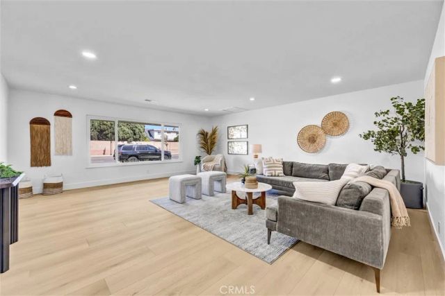 944 E Bastanchury, Placentia, CA 92870