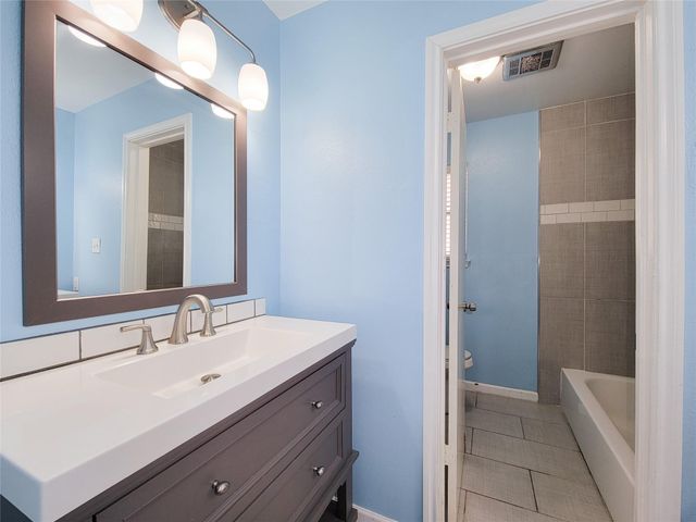 8310 Gulf Tree Lane, Houston, TX 77075