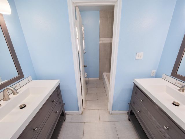 8310 Gulf Tree Lane, Houston, TX 77075