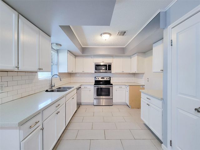 8310 Gulf Tree Lane, Houston, TX 77075