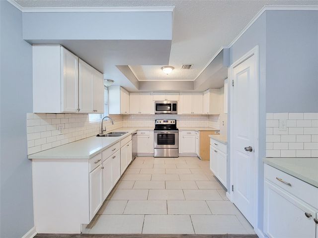 8310 Gulf Tree Lane, Houston, TX 77075