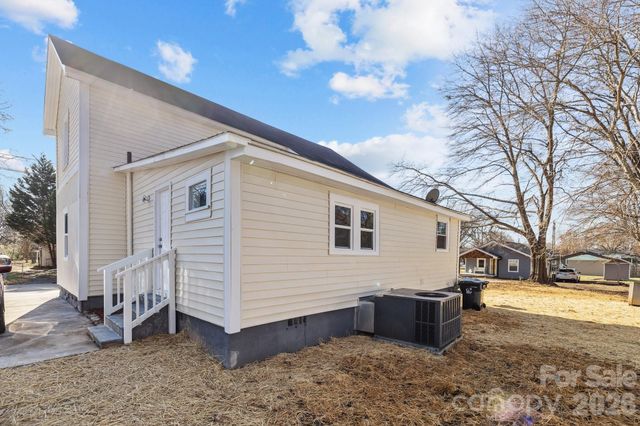 306 Ridge Street, Stanley, NC 28164