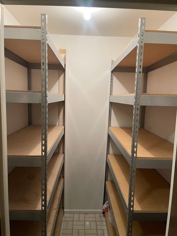 1306 S New Wilke Road 2B, Arlington Heights, IL 60005