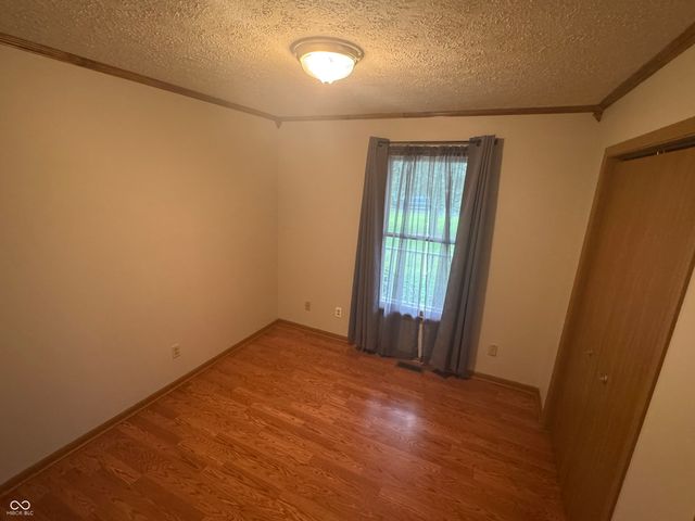 3906 E Teakwood Avenue, Terre Haute, IN 47805