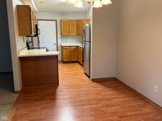 3906 E Teakwood Avenue, Terre Haute, IN 47805