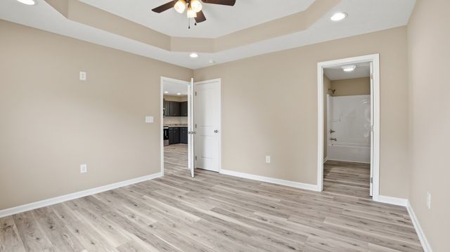 2315 E LINCOLN ST, Tullahoma, TN 37388