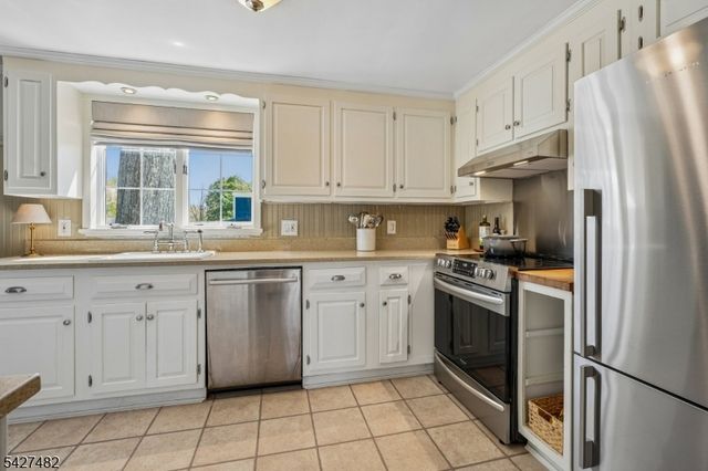 169 Stanton Rd, Readington Twp., NJ 08822