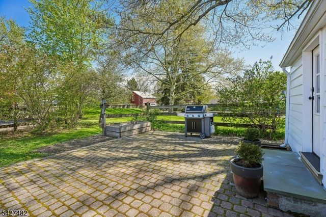169 Stanton Rd, Readington Twp., NJ 08822