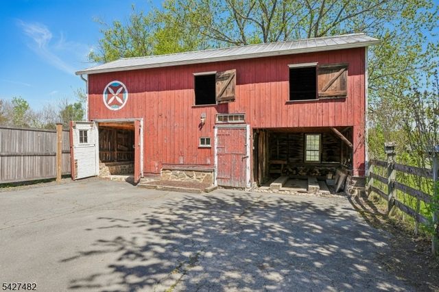 169 Stanton Rd, Readington Twp., NJ 08822