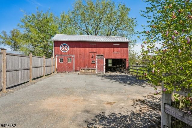 169 Stanton Rd, Readington Twp., NJ 08822