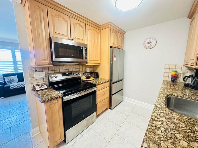 310 Grantham A 310, Deerfield Beach, FL 33442