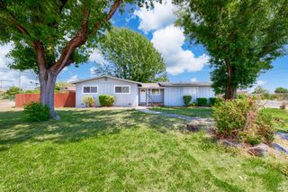 401 Arlen Dr, Rohnert Park, CA 94928