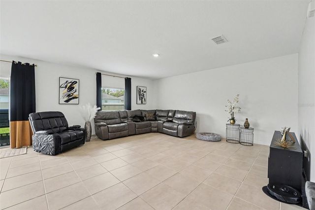 2051 ROSEWOOD CIRCLE, Lakeland, FL 33810