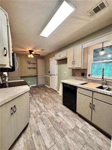 122 Lee Road 0501, Phenix City, AL 36870