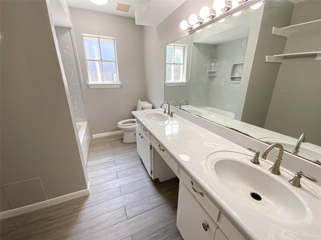 2519 River Ridge, Conroe, TX 77385