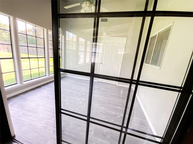 2519 River Ridge, Conroe, TX 77385