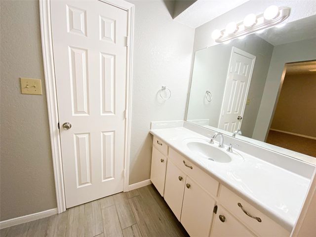 2519 River Ridge, Conroe, TX 77385