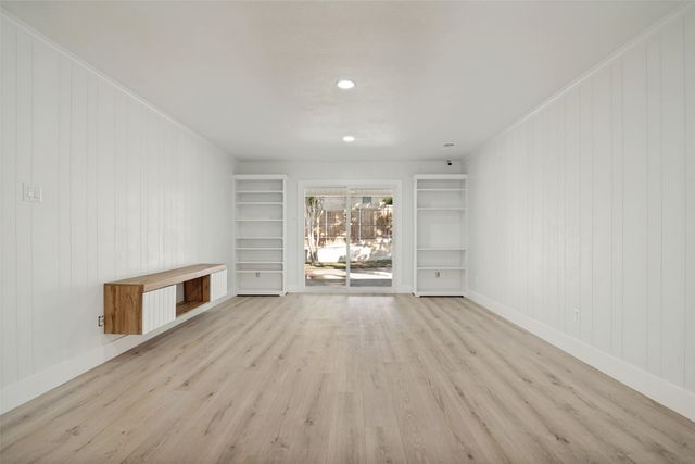 301 Valley Drive, Rockwall, TX 75087