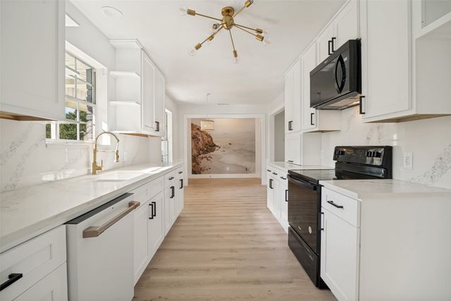 301 Valley Drive, Rockwall, TX 75087