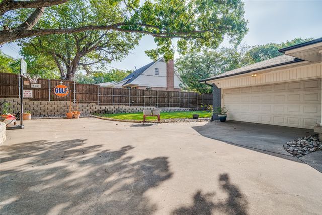 301 Valley Drive, Rockwall, TX 75087