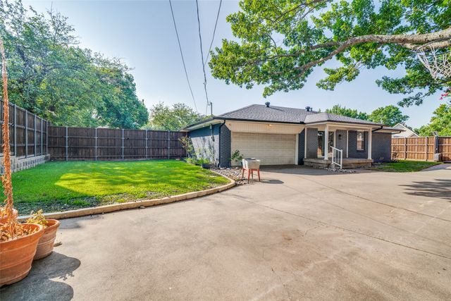 301 Valley Drive, Rockwall, TX 75087