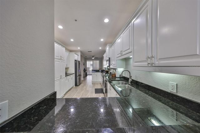 1038 BELLASOL WAY 202, Apollo Beach, FL 33572