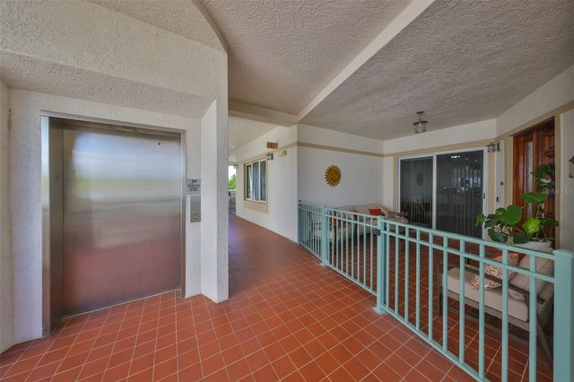 1038 BELLASOL WAY 202, Apollo Beach, FL 33572