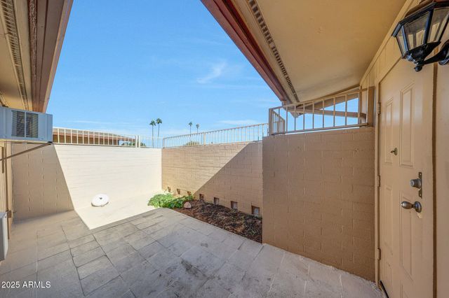 10853 W SANTA FE Drive, Sun City, AZ 85351