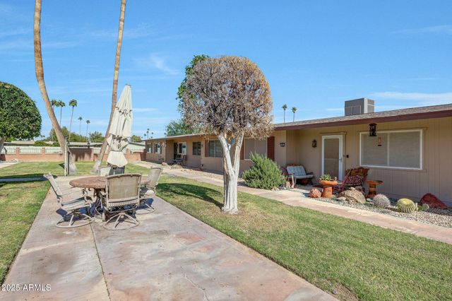 10853 W SANTA FE Drive, Sun City, AZ 85351