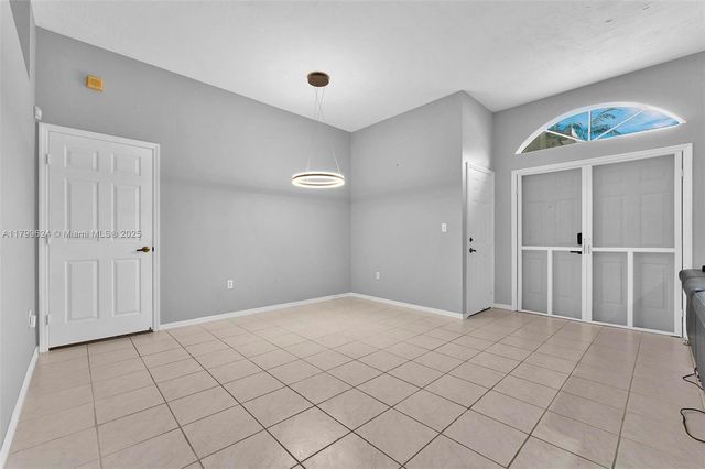 2625 SE 5th Ct, Homestead, FL 33033