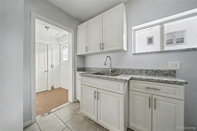 813 S Center Street, Royal Oak, MI 48067