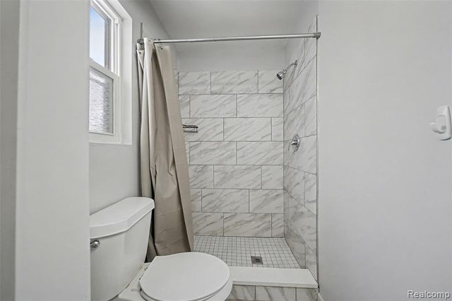 813 S Center Street, Royal Oak, MI 48067