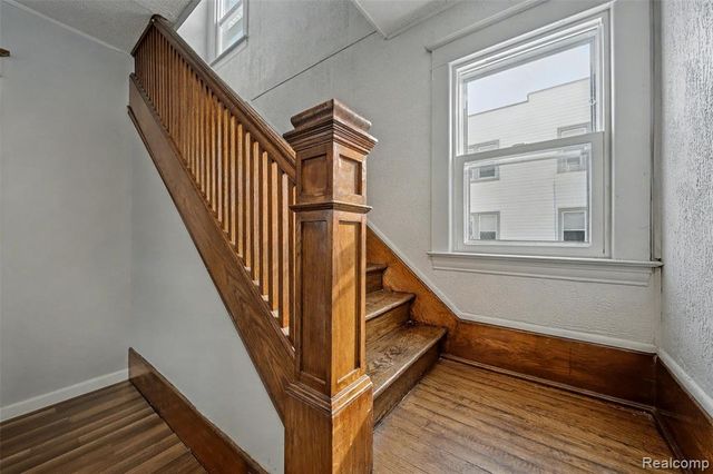 813 S Center Street, Royal Oak, MI 48067