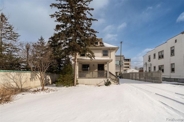 813 S Center Street, Royal Oak, MI 48067