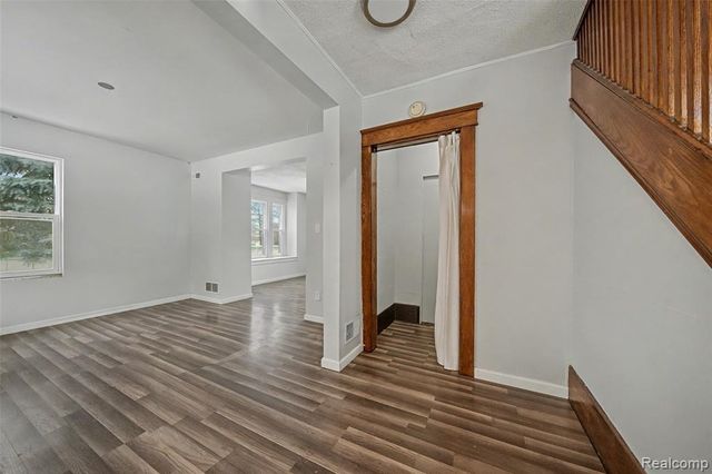 813 S Center Street, Royal Oak, MI 48067