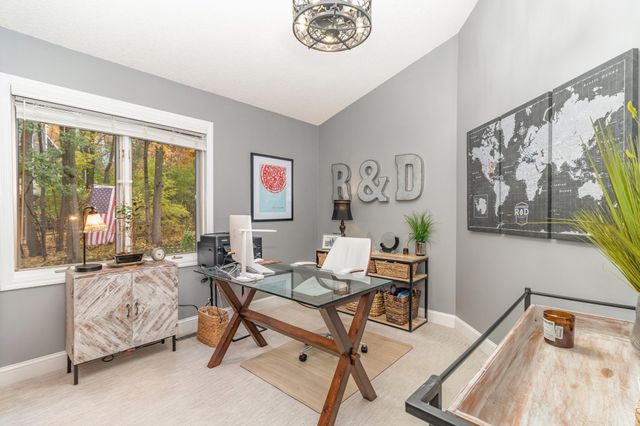 14011 Minnehaha Place, Minnetonka, MN 55391