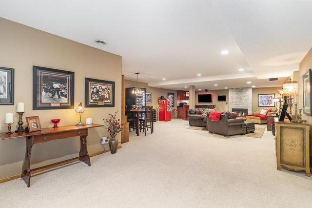 14011 Minnehaha Place, Minnetonka, MN 55391