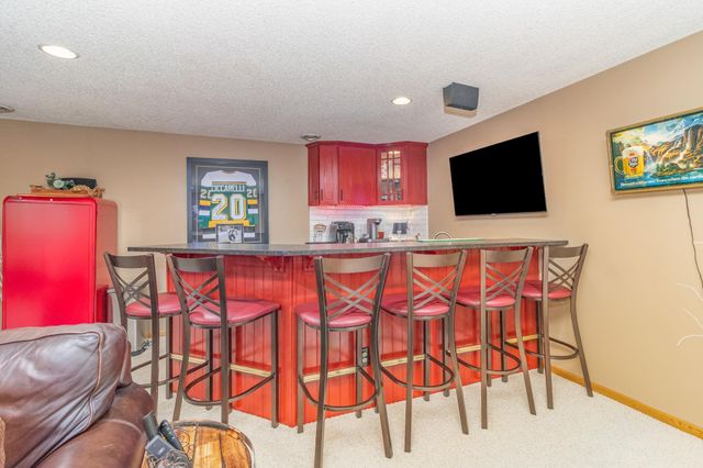 14011 Minnehaha Place, Minnetonka, MN 55391