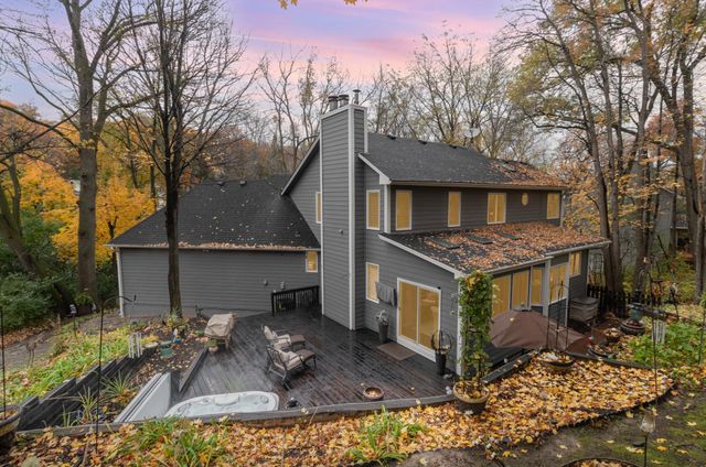 14011 Minnehaha Place, Minnetonka, MN 55391