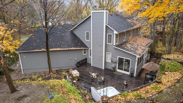 14011 Minnehaha Place, Minnetonka, MN 55391