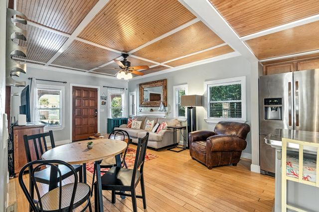 19 Palmetto Ave, St Augustine, FL 32080